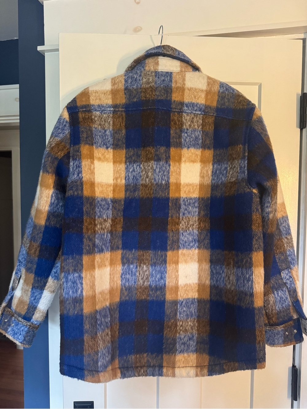 Kith Mohair Plaid Sherpa Lined Overshirt Jacket Blue Tan Men’s Medium Shacket - Picture 8 of 10